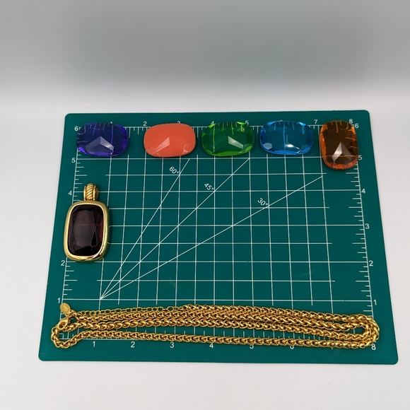 Joan Rivers Necklace Gold Tone 6 Color Changeable Plastic Stones Adjustable 32" - Picture 14 of 14